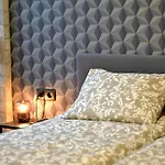 New Faces Design Apartment In Downtown